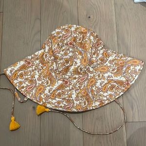 DAZE DAYZ Bucket Hat